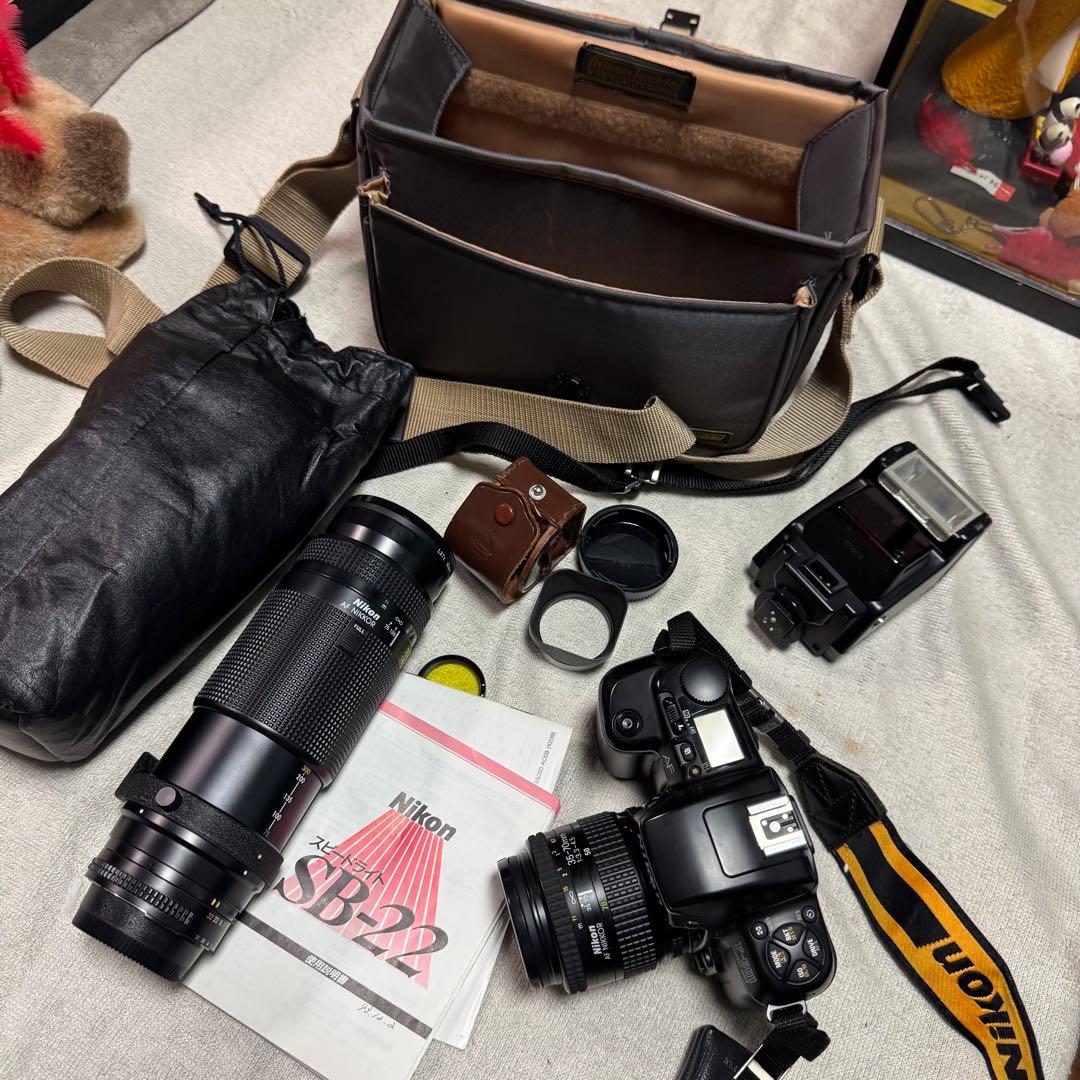 Nikon F-601 レンズ2本 SB-22付き フィルム一眼レフセット